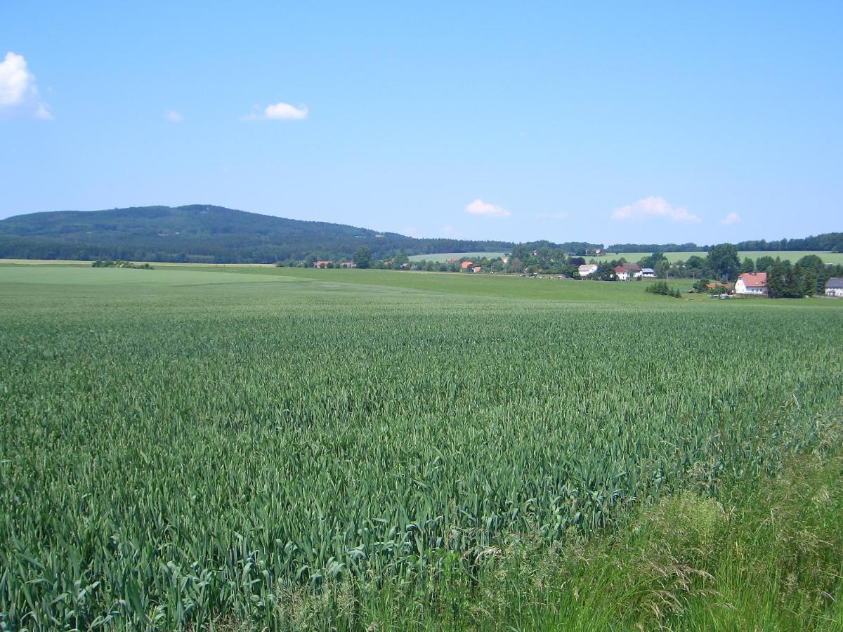 ホテル Zum Hecht Herrnhut エクステリア 写真